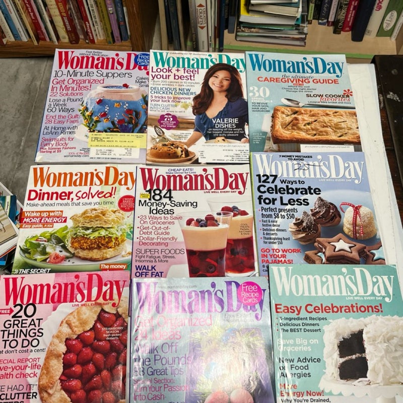 WOMAN'S DAY lot 9 Magazines All Of 2005/2008/2009/2011/2012/Jan/Mar/Apr/Jun/Aug