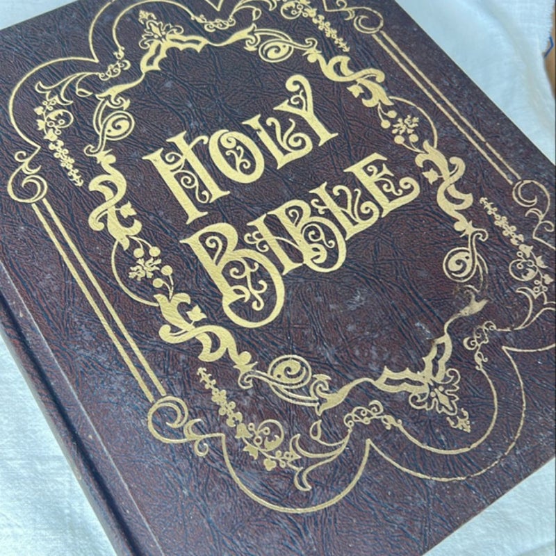 Vintage Catholic Bible New American Family Record Edition 1982 Large Size