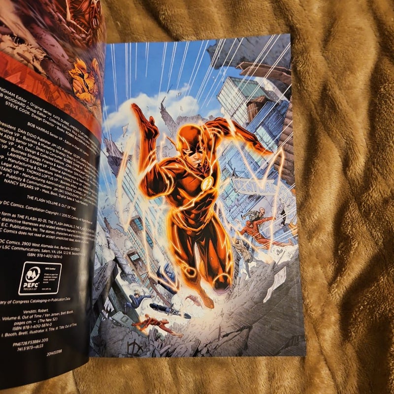 The Flash Vol. 6: Out of Time (the New 52)