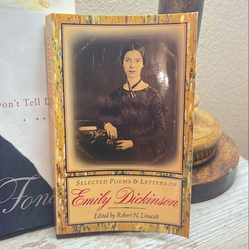 Selected Poems and Letters of Emily Dickinson