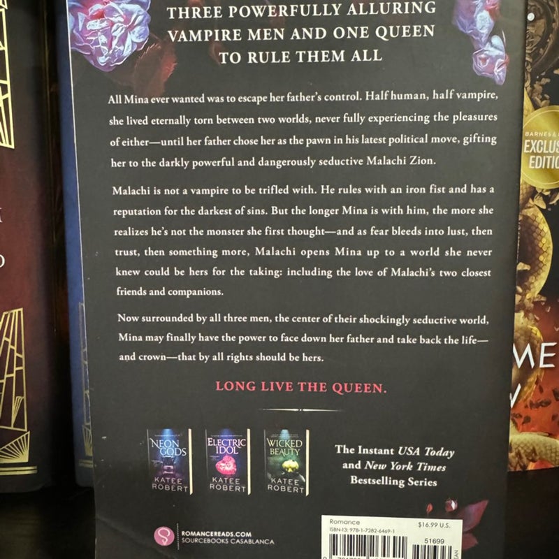 Court of the Vampire Queen