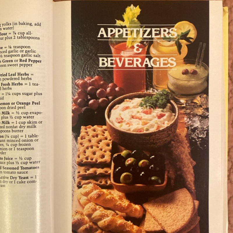 Pillsbury Kitchens’ Family Cookbook 