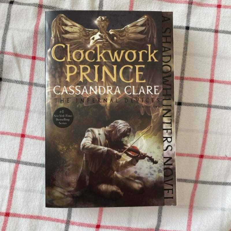 Clockwork Prince by Cassandra Clare, Paperback | Pangobooks