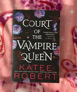 Court of the Vampire Queen (B&N Exclusive) 