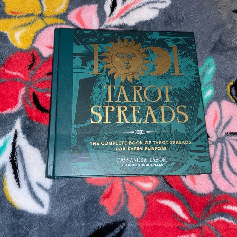 1001 Tarot Spreads