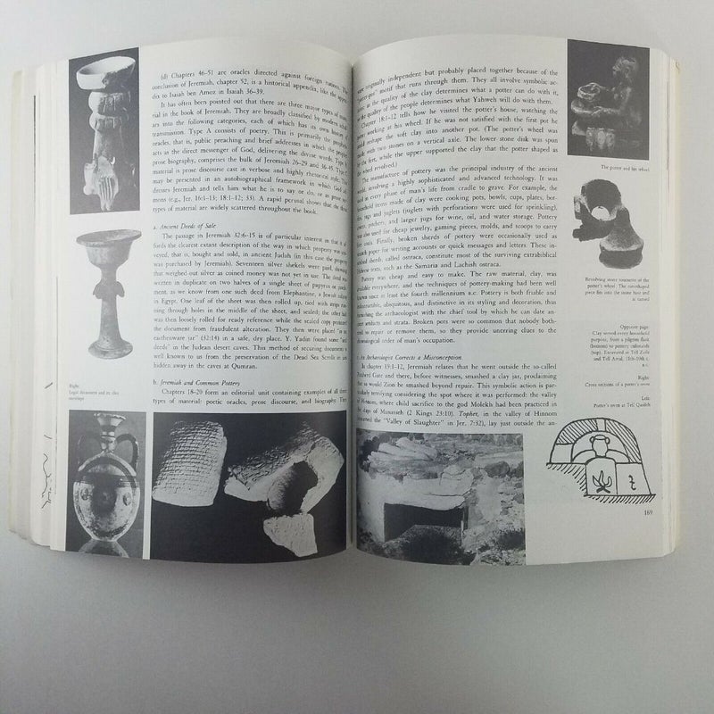 Archaeology of the Bible Book by Book by Gaalyah Cornfeld, Paperback Pangobooks