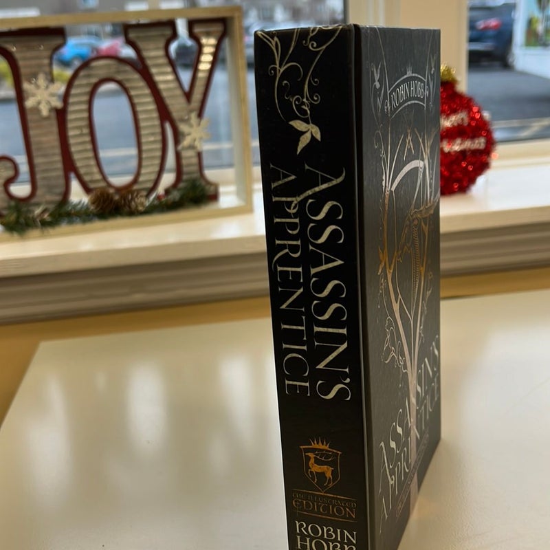 Assassin's Apprentice (the Illustrated Edition)
