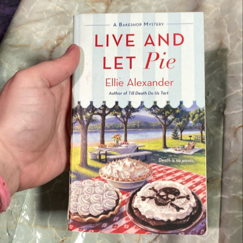 Live and Let Pie