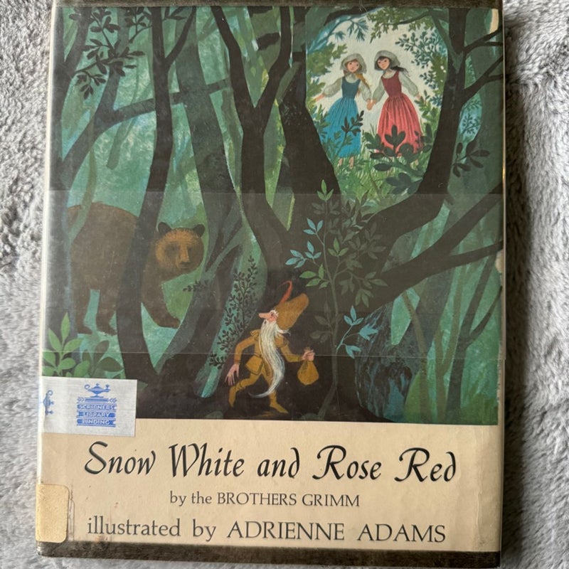 VINTAGE Snow White and Rose Red