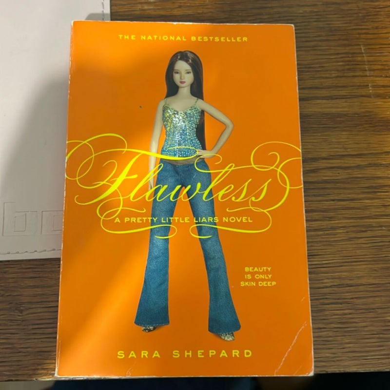 Pretty Little Liars #2: Flawless