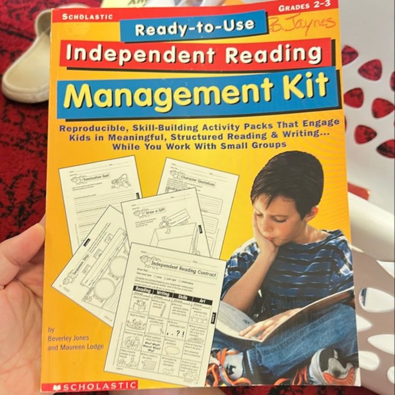 Ready-to-Use Independent Reading Management Kit