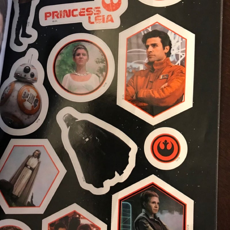 World of Reading Journey to Star Wars: the Last Jedi: a Leader Named Leia (Level 2 Reader)