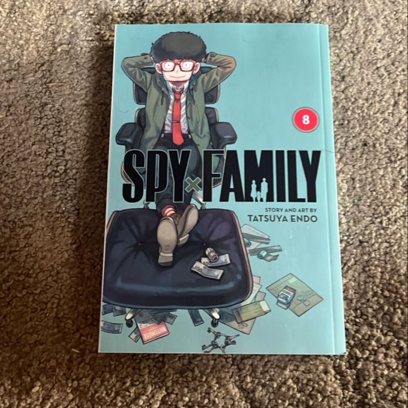 Spy X Family, Vol. 8