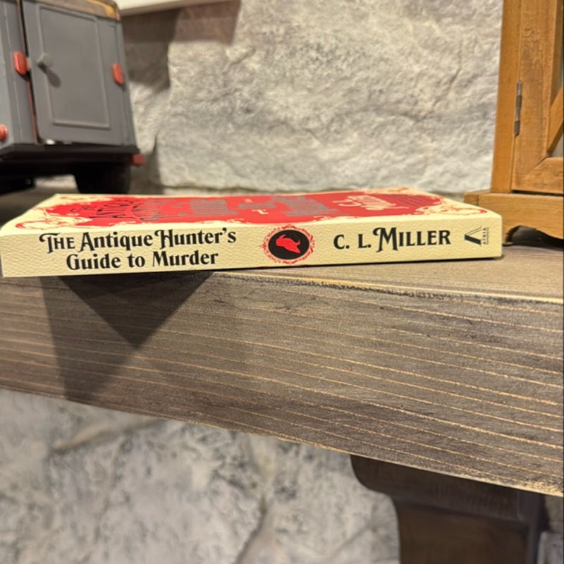 The Antique Hunter's Guide to Murder