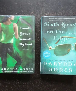 Darynda Jones Bundle: Fourth Grave Beneath My Feet & Sixth Grave On The Edge (Bonus Chapter Included)