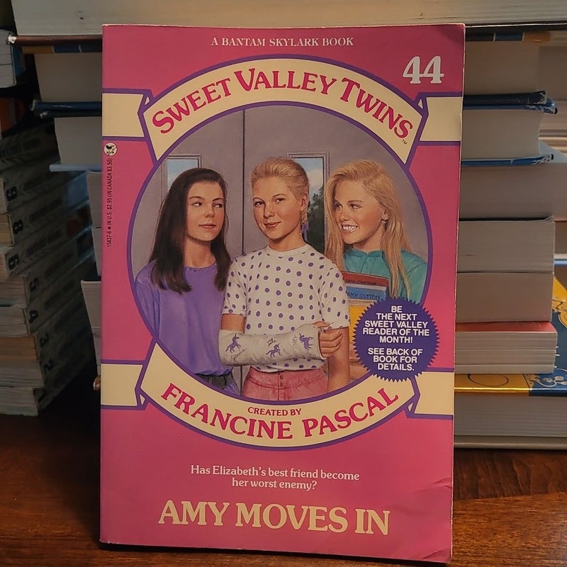 Sweet Valley Twins #44: Amy Moves In