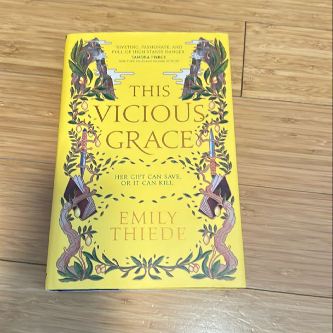 SIGNED Fairyloot - this vicious grace