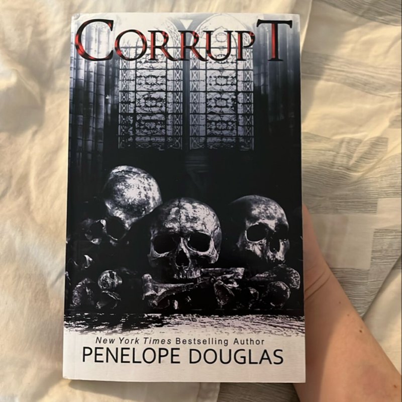 Corrupt by Penelope Douglas, Paperback | Pangobooks