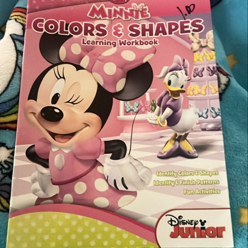 Minnie Colors and Shapes learning workbook