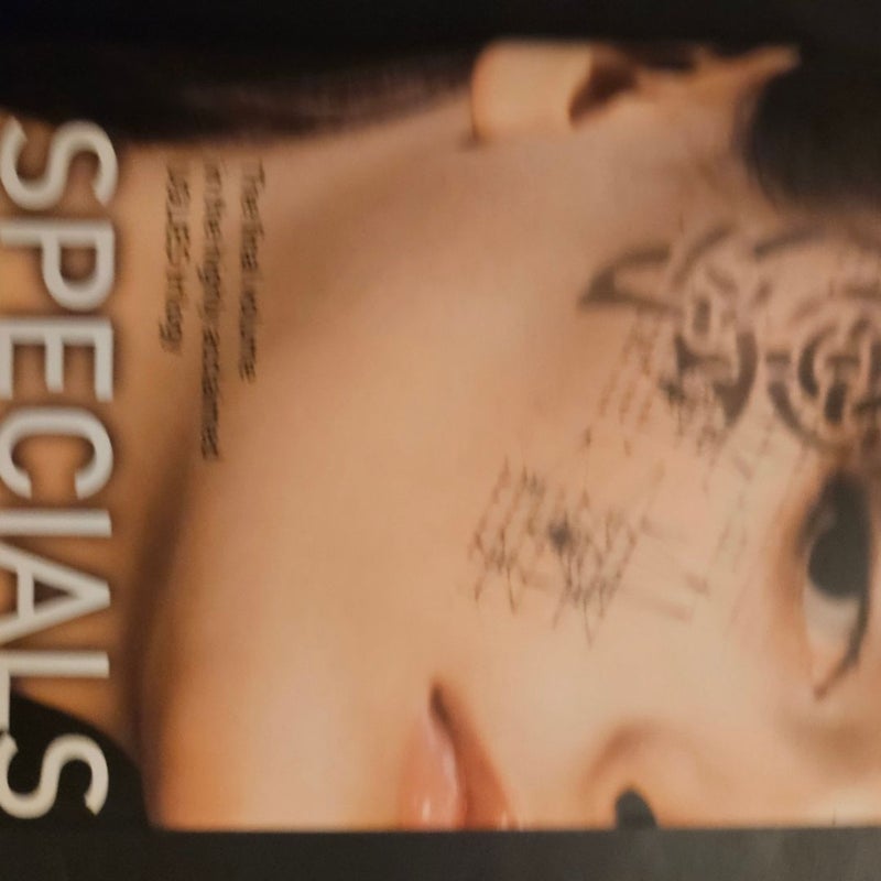 THE UGLIES TRILOGY BOOKS 