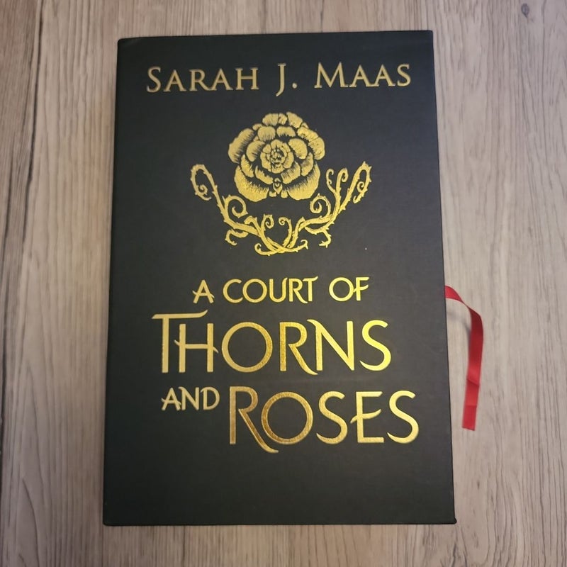 A Court of Thorns and Roses Collector's Edition