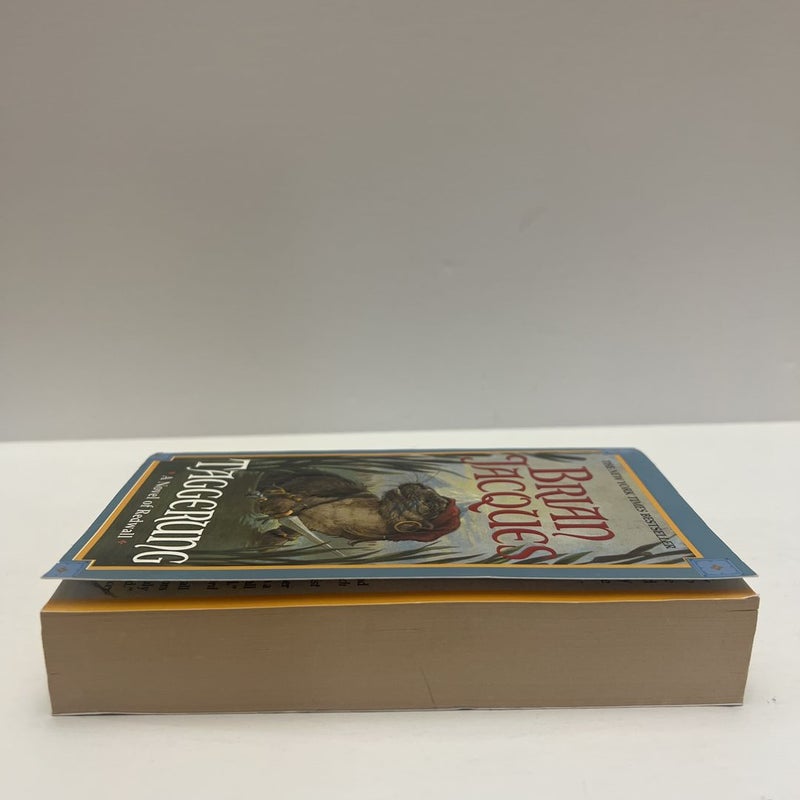 Redwall Series #14: Taggerung