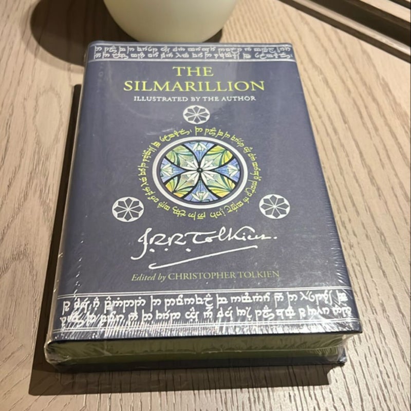 The Silmarillion [Illustrated Edition]