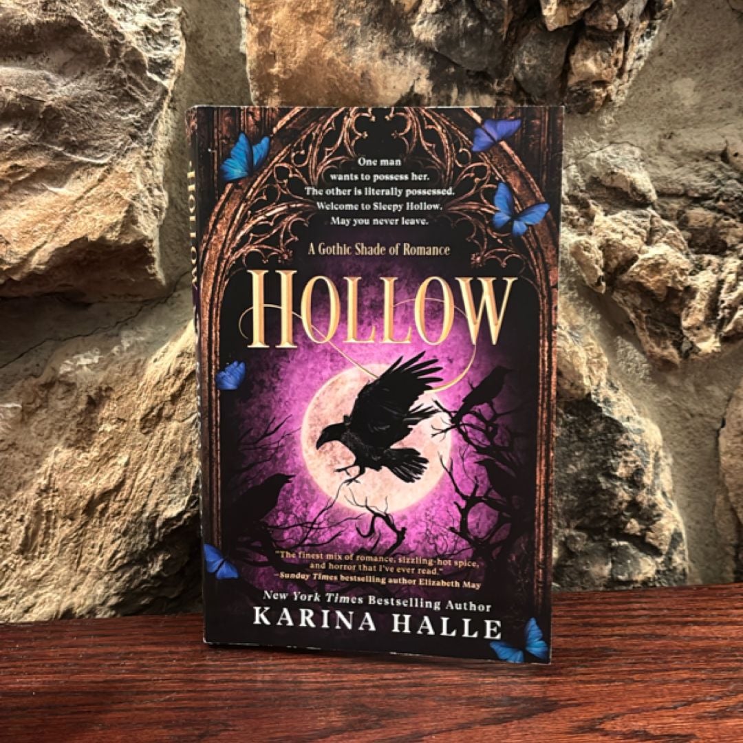 Hollow by Karina Halle, Paperback Pangobooks