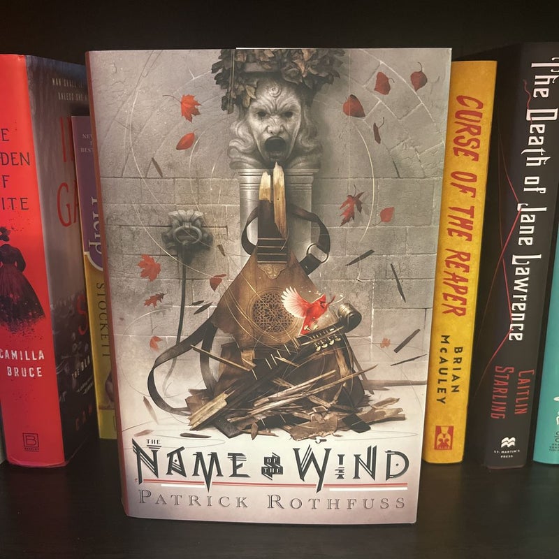 The Name of the Wind: 10th Anniversary Deluxe Edition [Book]
