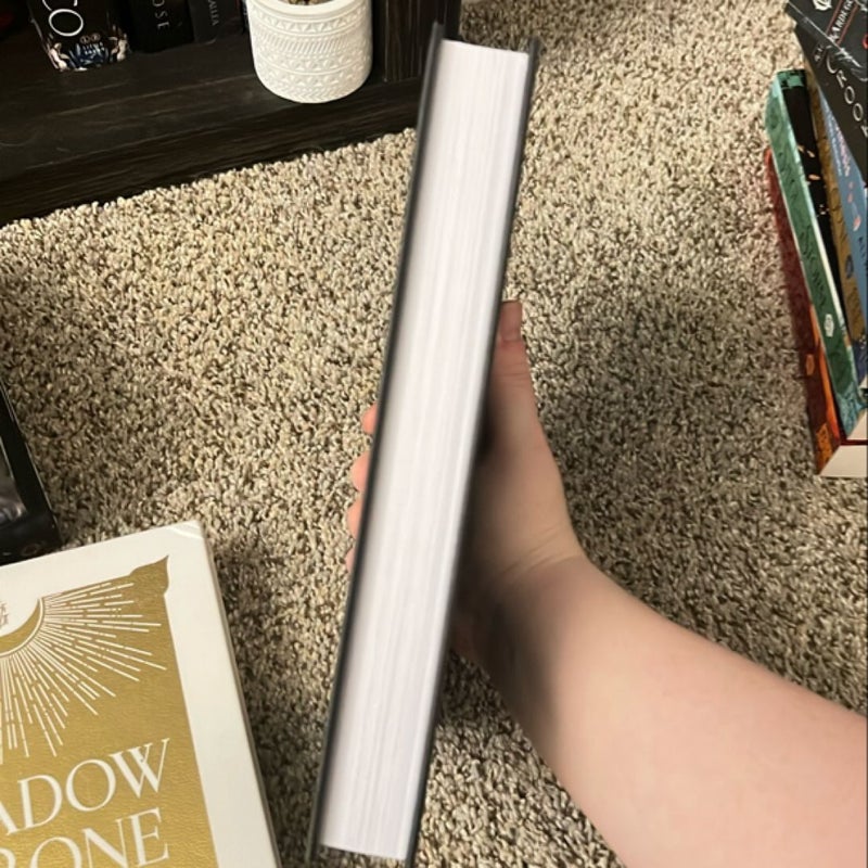 Shadow and Bone: the Collector's Edition