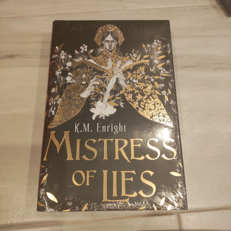 Mistress of Lies (Illumicrate)