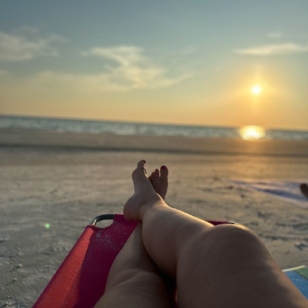 Beachy & Bookish