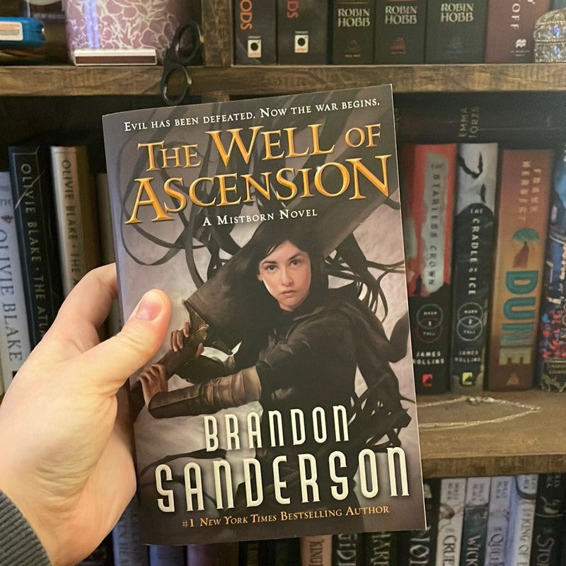 The Well of Ascension - (Mistborn Saga) by Brandon Sanderson (Paperback)