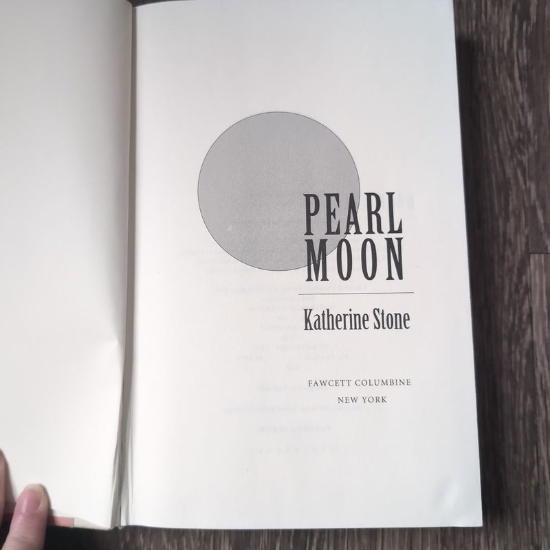 Pearl Moon