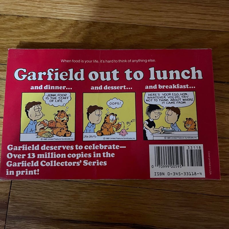 Garfield Out to Lunch