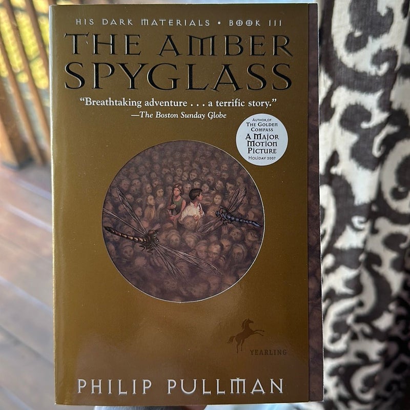 His Dark Materials: the Amber Spyglass (Book 3)