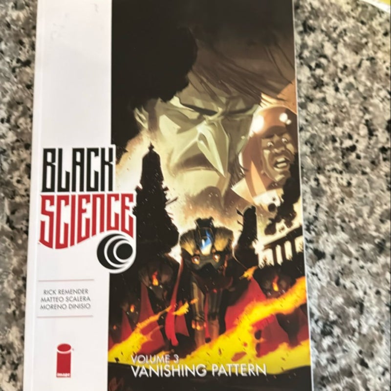 Black Science Volume 3: Vanishing Pattern