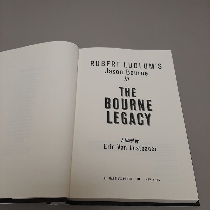 Robert Ludlum's the Bourne Legacy