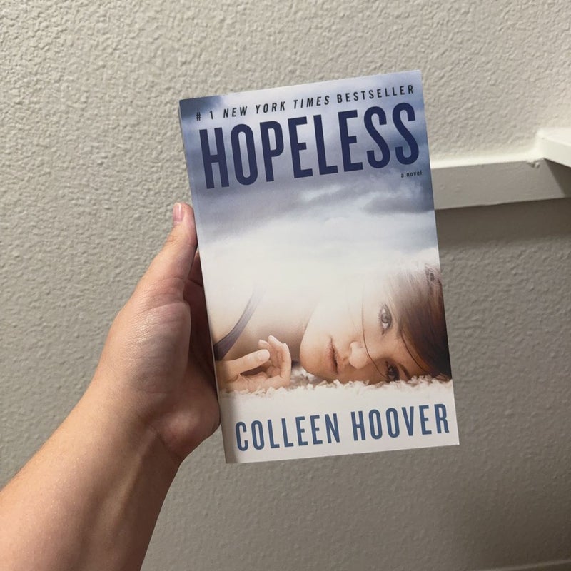 Hopeless - by Colleen Hoover (Paperback)