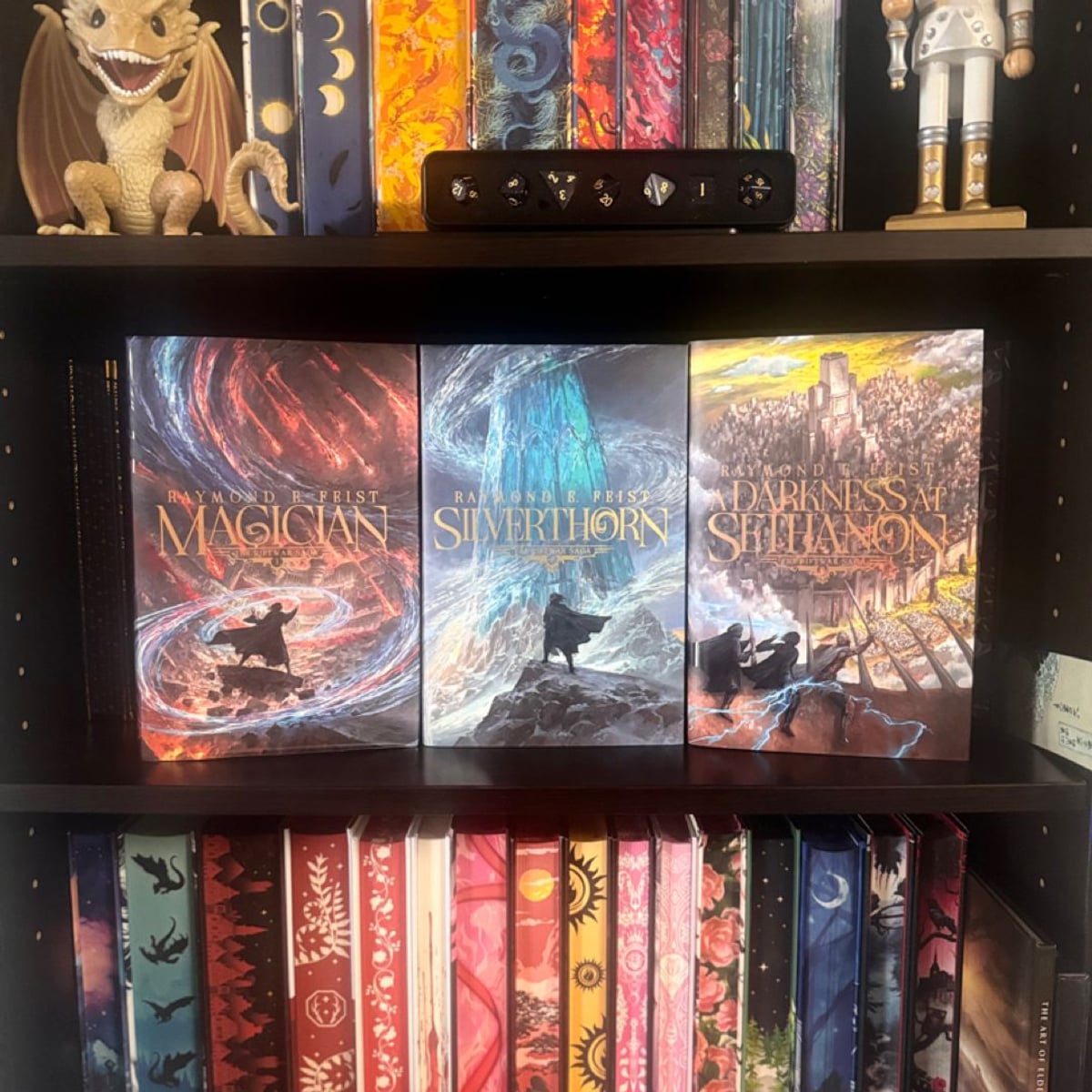 The Riftwar Saga (Tier 2 - The Broken Binding SE) by Raymond E. Feist ...