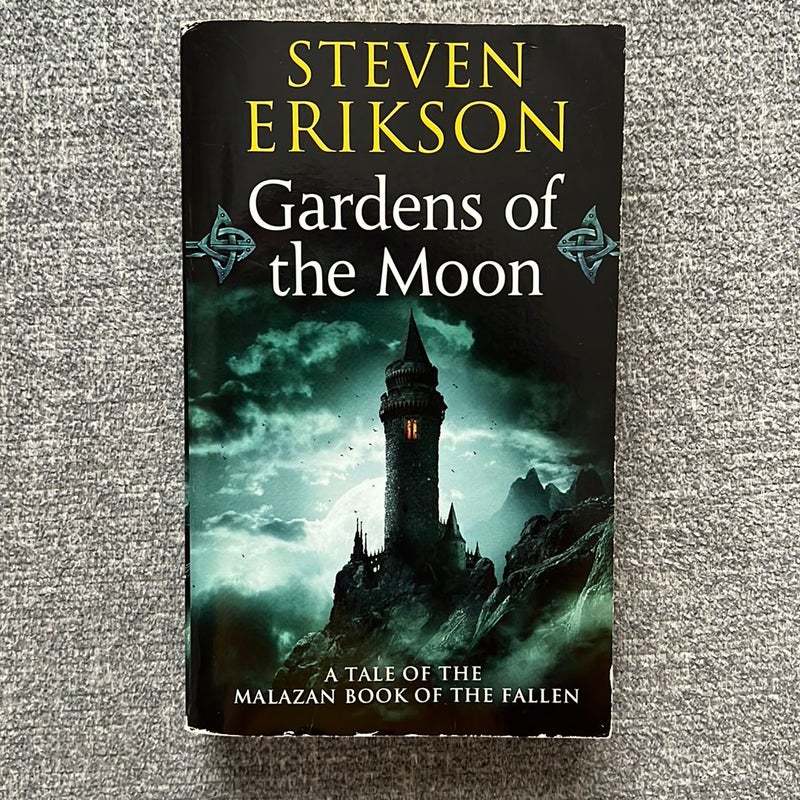 Gardens of the Moon by Steven Erikson, Paperback Pangobooks