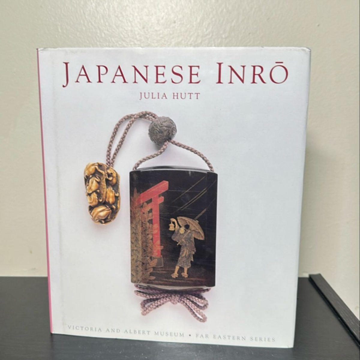 Japanese Inro by Julia Hutt