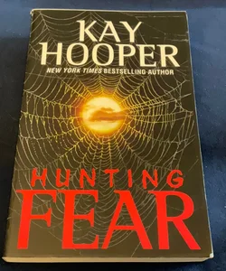 Hunting Fear: Large Print Edition