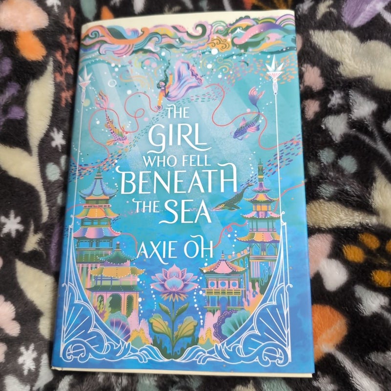 The Girl Who Fell Beneath the Sea UK Edition