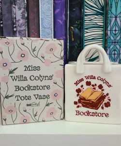 Bookish box Willa Colyns bookstore tote vase 