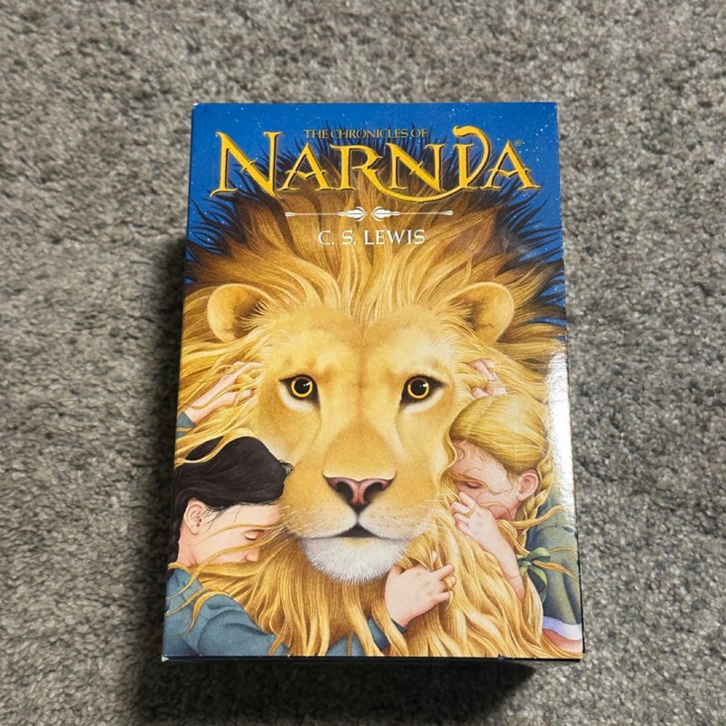 Narnia Box Set with Trivia Book