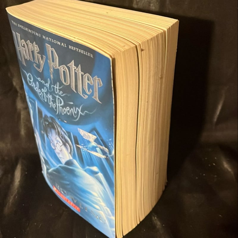 Harry Potter and the Order of the Phoenix (Harry Potter, Book 5) by J ...