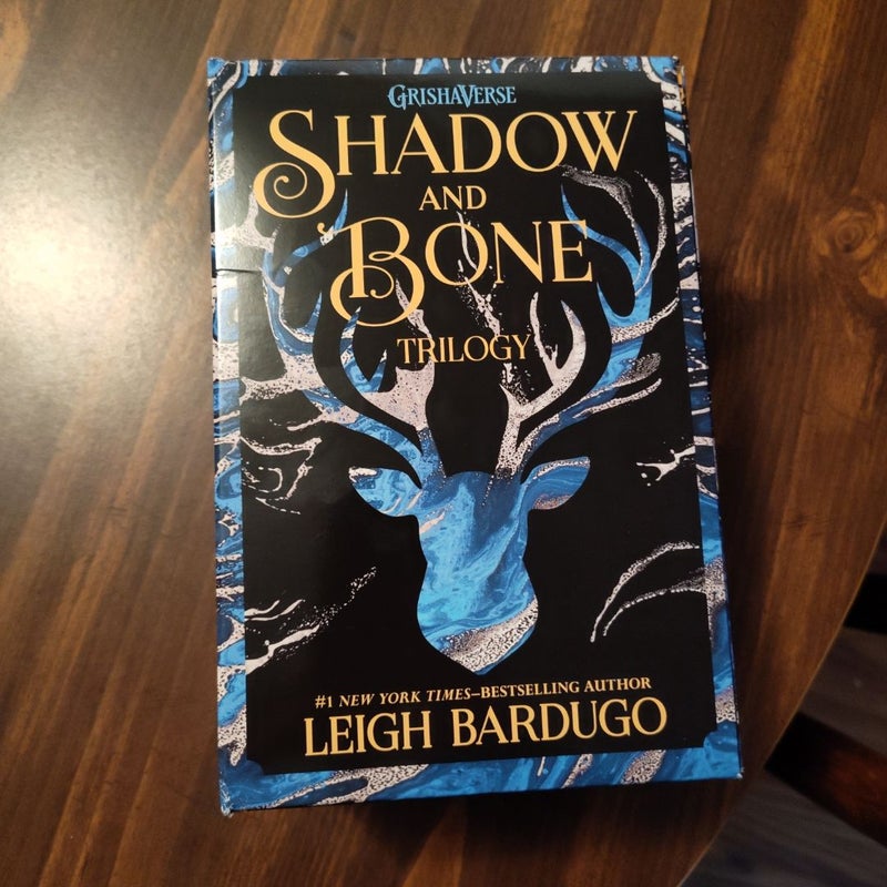 The Shadow and Bone Trilogy Boxed Set