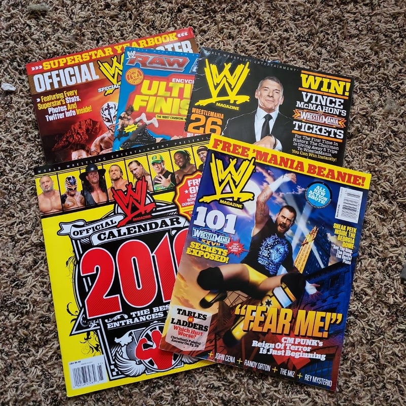 WWE magazines 