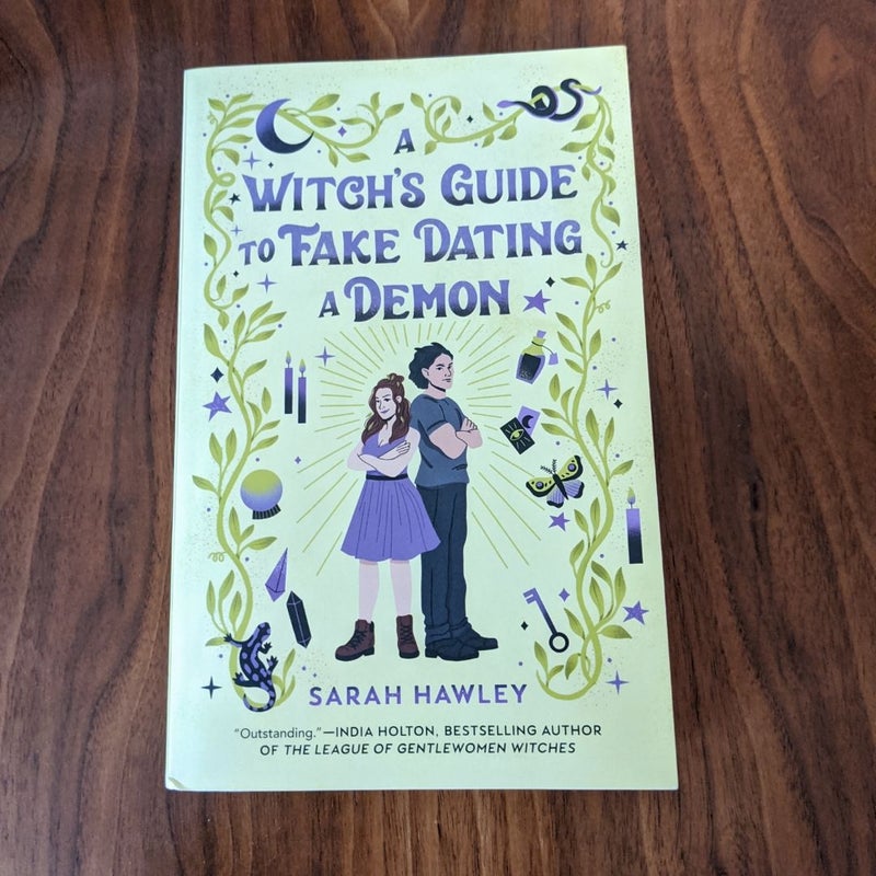 A Witch's Guide to Fake Dating a Demon